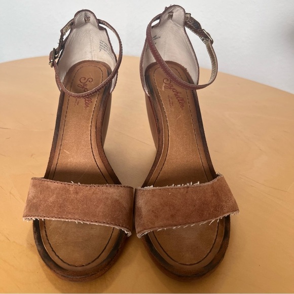 Seychelles Women’s Thyme Wedge Brown Suede Sandal Size 7 - Picture 2 of 9